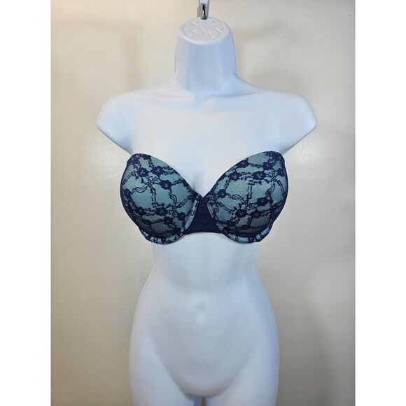 Victoria's Secret Multi-Way Push-Up - Picture 1 of 8